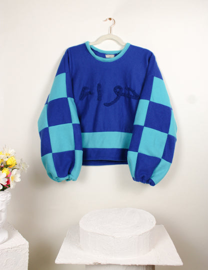 “حواء” Monochrome Color-blocked Sweatshirt