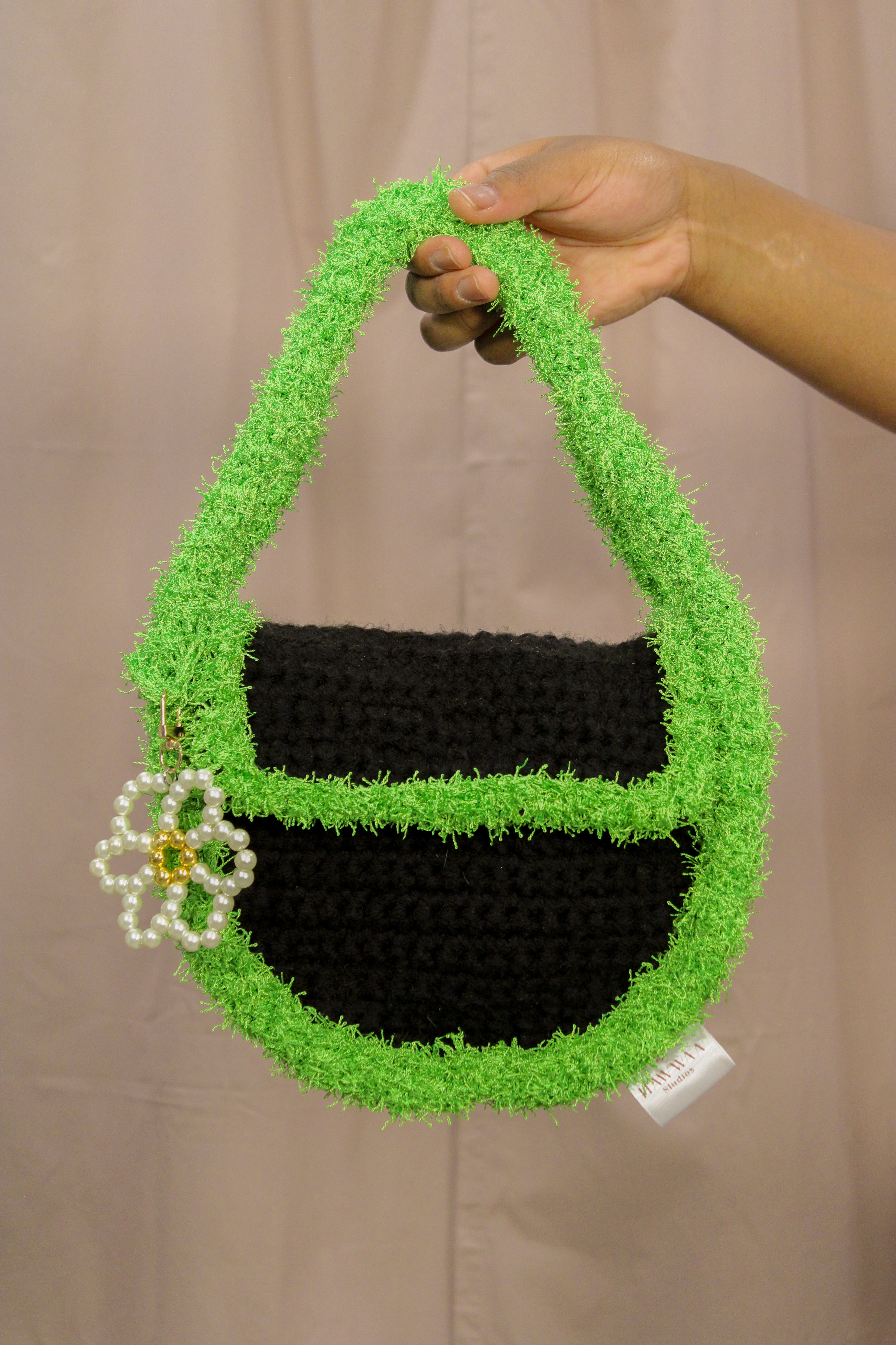 Grassy Shoulder Bag - Black - HAWWAA Studios