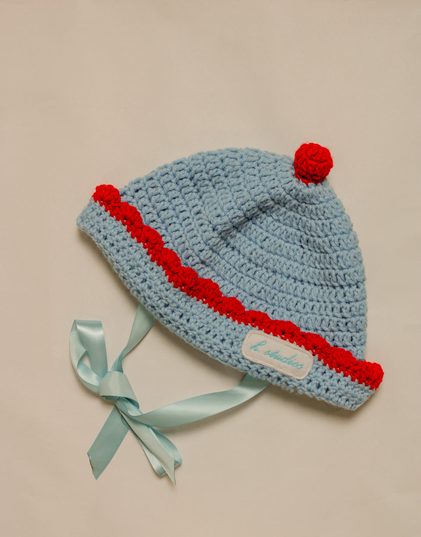 "Little Lamb" Crocheted Sailor/Bucket Hat in "Sooo Retro" (2-Ways to Wear)